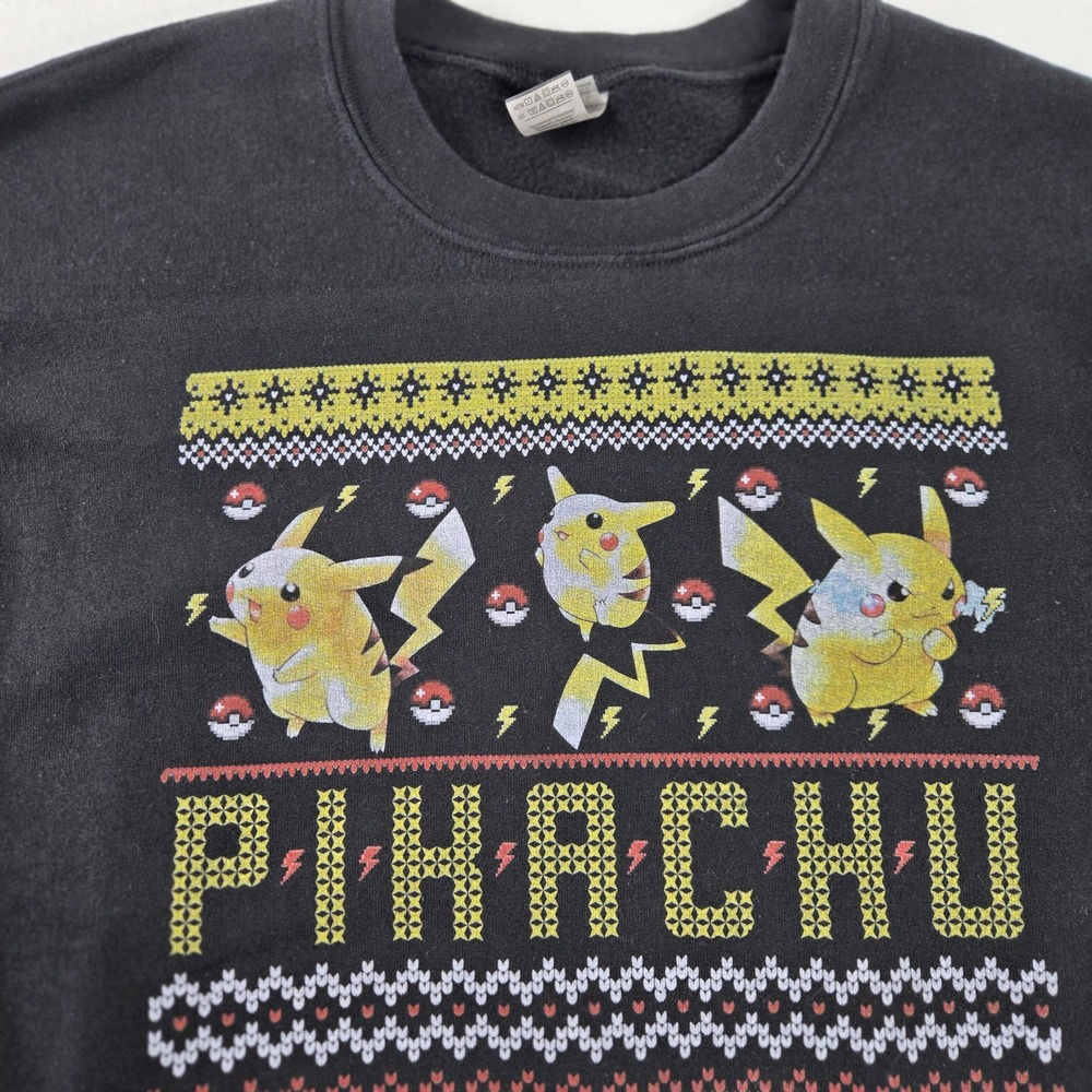 Gildan Pikachu Sweatshirt Unisex Medium Black Holiday Graphic Fleece (T8)